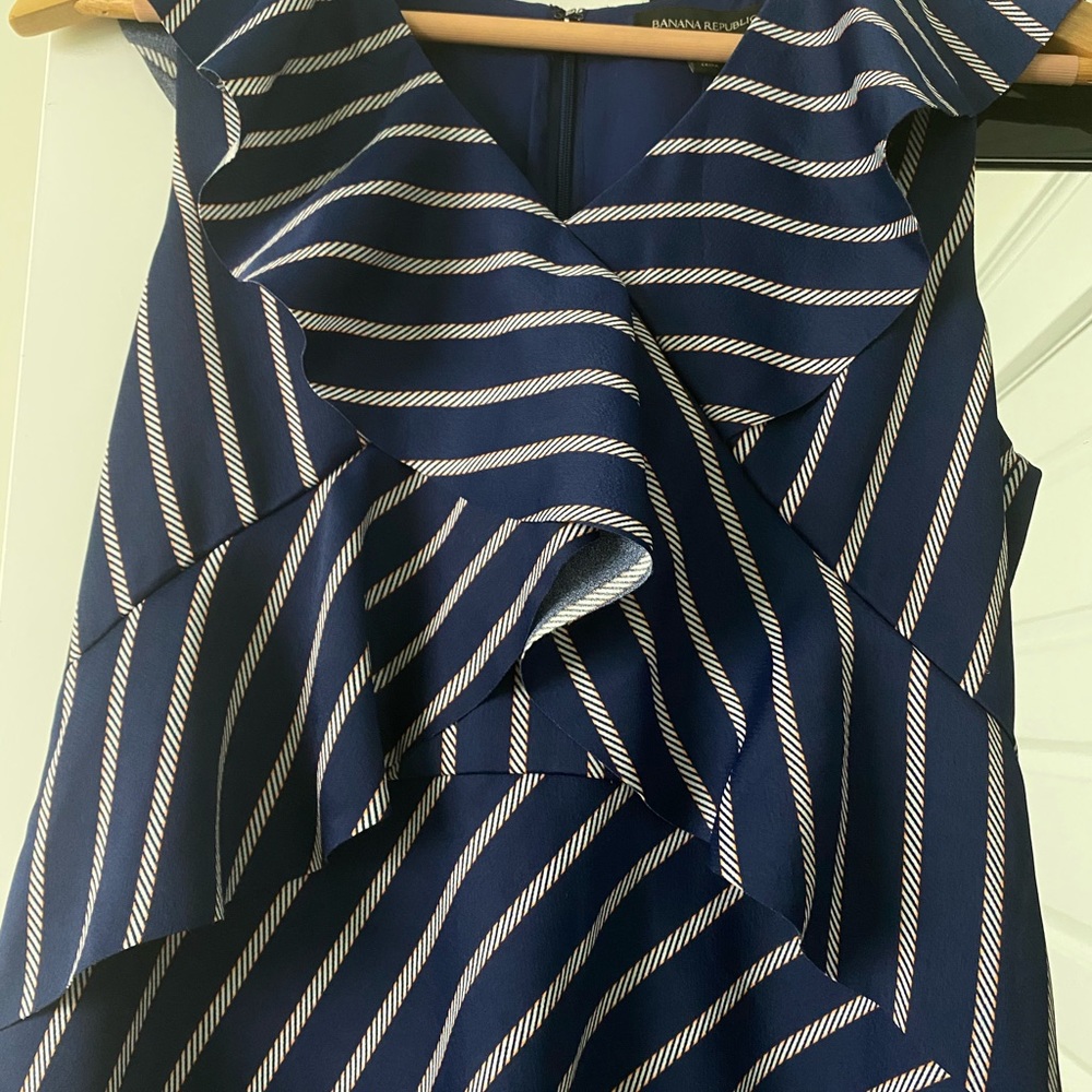 STRIPE RUFFLE DRESS - Picture 3 of 4